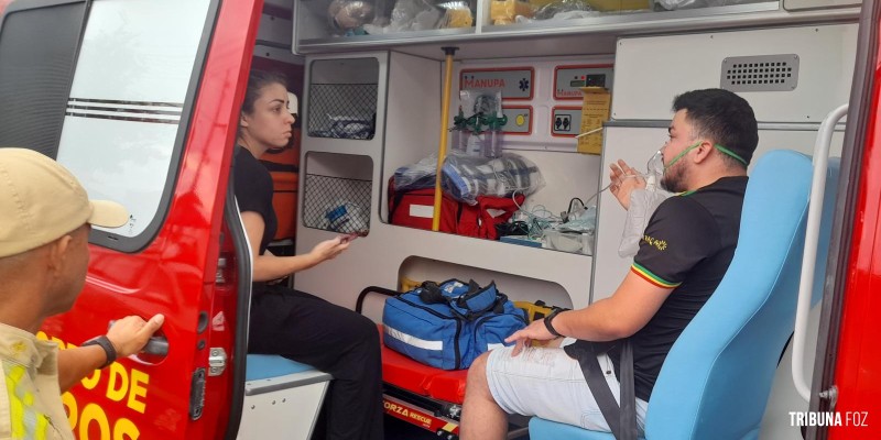 Siate socorre duas vítimas após colisão no Porto Meira 