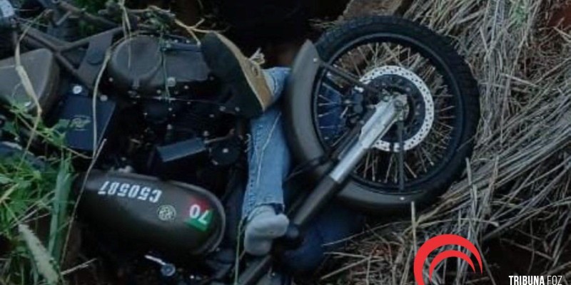 Homem morre após queda de moto na PR-488