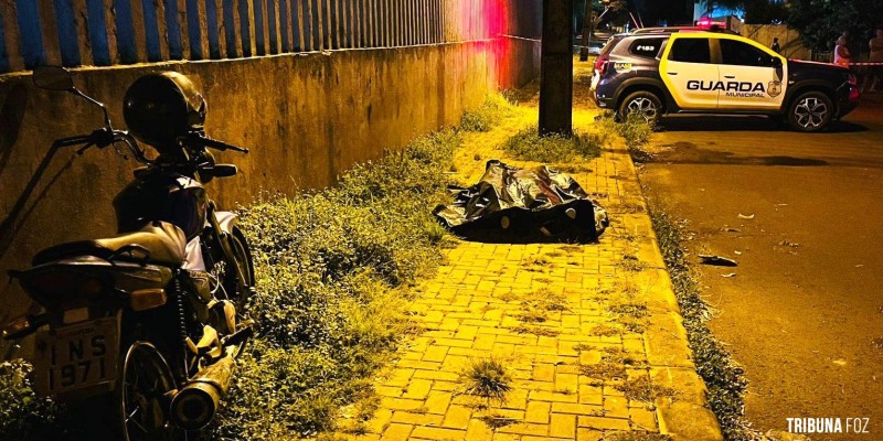 Motociclista morre após bater em poste no Jardim Bela Vista