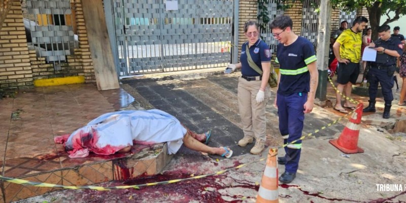 Adolescente mata tio a tiros por suspeita de ciúmes