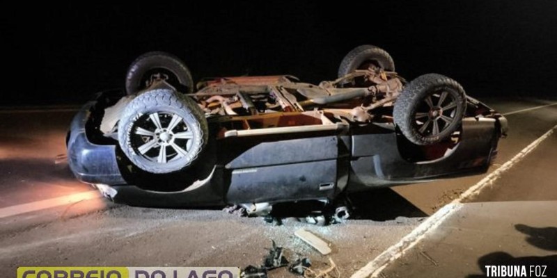 Veículo capota entre Pato Bragado e Entre Rios do Oeste