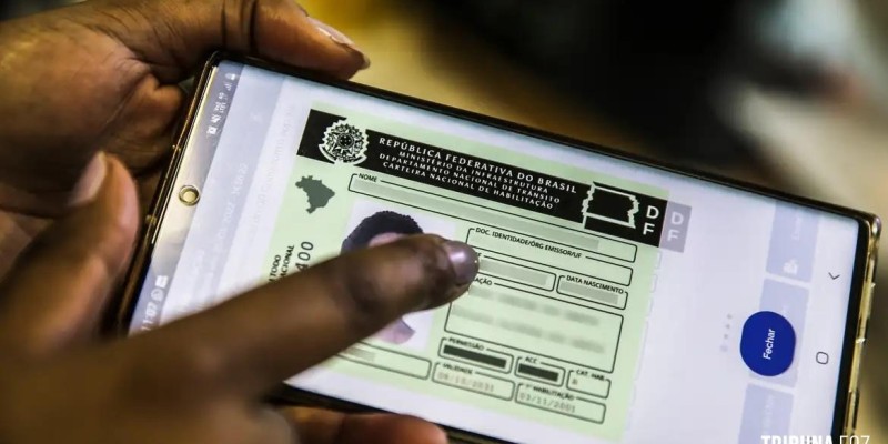 Lula sanciona lei que garante renovação automática da CNH