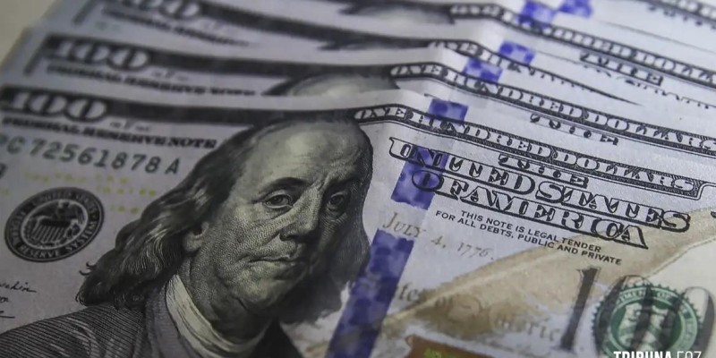 Dólar cai para R$ 5,10, após juros serem mantidos nos EUA