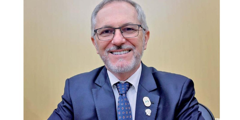 RANIERI MARCHIORO: O dentista que não mostrou os dentes