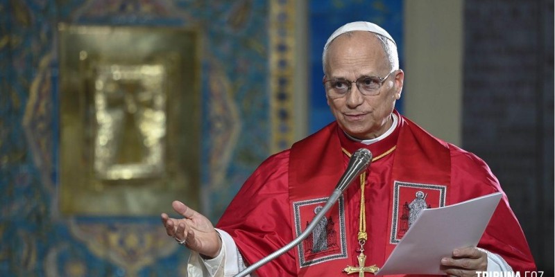 Papa Leão XIV fará cirurgia para retirar nódulo no pulmão