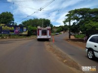 Veículo fica destruído após pegar fogo em São Miguel do Iguaçu