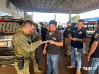 Policia paraguaia prende três brasileiros com armas de grosso calibre as margens do Rio Paraná