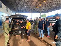 Policia paraguaia prende três brasileiros com armas de grosso calibre as margens do Rio Paraná