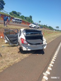 Brasileiro capota veículo na Ruta PY-02 no Paraguai