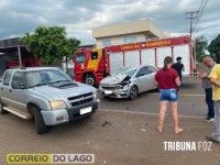 Veículos colidem no perímetro urbano da PR-317 em Santa Helena