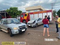 Veículos colidem no perímetro urbano da PR-317 em Santa Helena