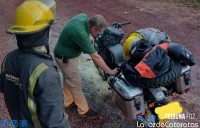 Turista americano sofre principio de incêndio em sua moto em Puerto Iguazú