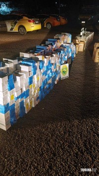 PM e PRF apreendem caminhão carregado com 980 aparelhos celulares e 419 garrafas de vinhos