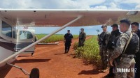 Policia Nacional do Paraguai apreende avião carregado com cocaína em Hernandárias