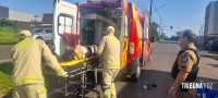 Motociclista é socorrido pelo Siate após colisão na Av. Javier Koelbel