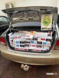 BPFRON apreende carro carregado com cigarros contrabandeados em Corbélia