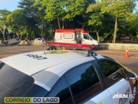 Mulher é socorrida após capotamento na PR-317 em Santa Helena