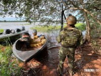 BPFRON e PF apreendem embarcação carregada com 1165 Kg de maconha em Pato Bragado