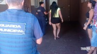 GM conduz duas mães para a delegacia que brigaram na porta da creche no Bairro Parque Imperatriz