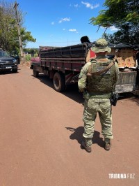 BPFRON apreende carros com cigarros contrabandeados em Marechal Cândido Rondon