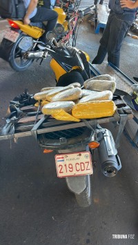 Motociclista paraguaio é preso na Ponte da Amizade com Haxixe