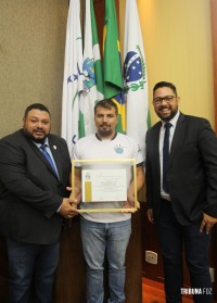 Centro de Atenção Integral ao Adolescente recebe moção de aplauso da Câmara Municipal