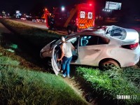 Condutor fica ferido após capotamento na BR-277