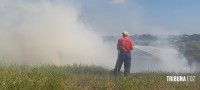 Bombeiros interveem em incêndio de campo no Jardim Copacabana