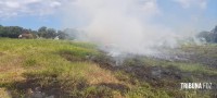 Bombeiros interveem em incêndio de campo no Jardim Copacabana