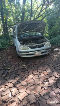 ROTAM recupera veiculo roubado no Paraguai na barranca do Rio Paraná