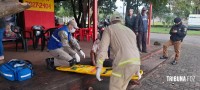 Homem agredido é socorrido defronte ao Joyce Lanches no Porto Meira