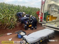 Homem morre e outro fica gravemente ferido em acidente envolvendo motocicleta e ônibus em Santa Helena