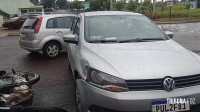 Motociclista é socorrida pelo Siate após colisão no final da Av. Javier Koelbel