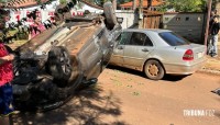 Veiculo capota após colisão envolvendo três veículos em Hernandárias