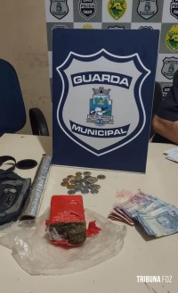 Mulher é presa pela GM com tablete de maconha na Praça da Bíblia