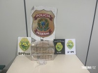 PF e PM apreendem droga em ônibus na cidade de Medianeira