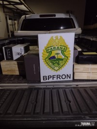 BPFRON apreende caminhonete carregada com 32 caixas de vinhos em Barracão