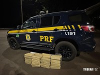 Monza carregado com maconha capota na BR 277 após perseguição da PRF