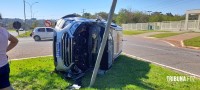 Condutor quase provoca uma tragédia após atravessar a via na Av. Paraná