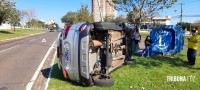 Condutor quase provoca uma tragédia após atravessar a via na Av. Paraná