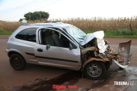 Acidente entre veículo e caminhão é registrado no interior do município de Itaipulândia 