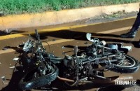 Carro invade contramão e motociclista morre após colisão em Itaipulândia