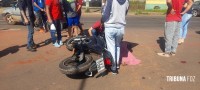 Motociclista é socorrida pelo Siate após colisão na Av. Morenitas