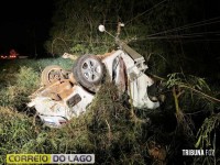 Condutor morre após colidir veículo violentamente contra poste na PR-495 em Santa Helena