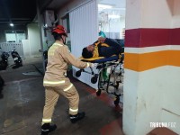 Siate socorre motociclista e passageiro após acidente de trânsito em cima da Ponte da Amizade