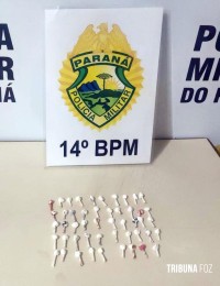 ROCAM apreende 49 buchas de cocaína na Favela do Monsenhor Guilherme