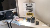 Entregador de marmitas é preso com drogas durante abordagem do GDE da Polícia Civil