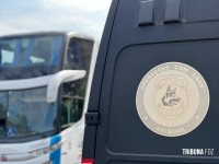 PF apreende drogas, armas e produtos contrabandeados em ônibus intermunicipal em Foz do Iguaçu