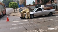 Bombeiros intervém em principio de incêndio veicular na Vila Maracanã