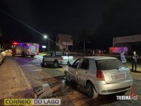 Motoristas abandonam veículos após colisão frontal em Santa Helena